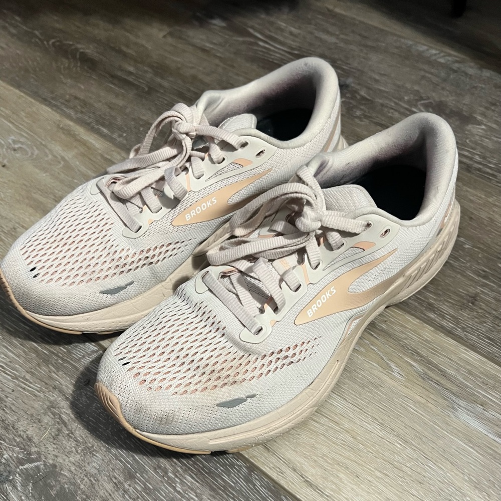 Brooks Women’s Athletic Shoes in Light Pink and Cream